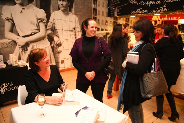 Interview With Elizabeth Noble Interview With Elizabeth Noble