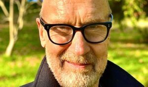 Nicholas Evans