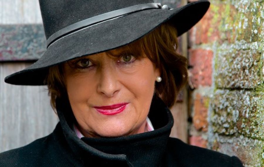 Minette Walters