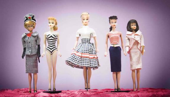 Playing Dress Up With Your Characters Playing Dress Up With Your Characters