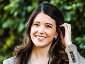 Alexandra Bracken