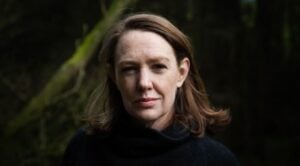 Paula Hawkins