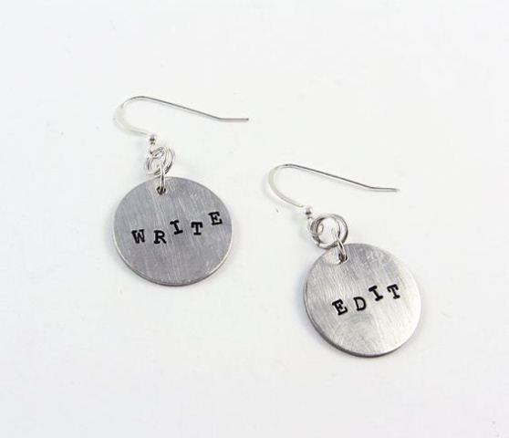 27 Inspiring Gift Ideas For Writers (& Readers)