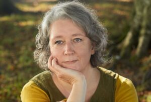 Claire Fuller