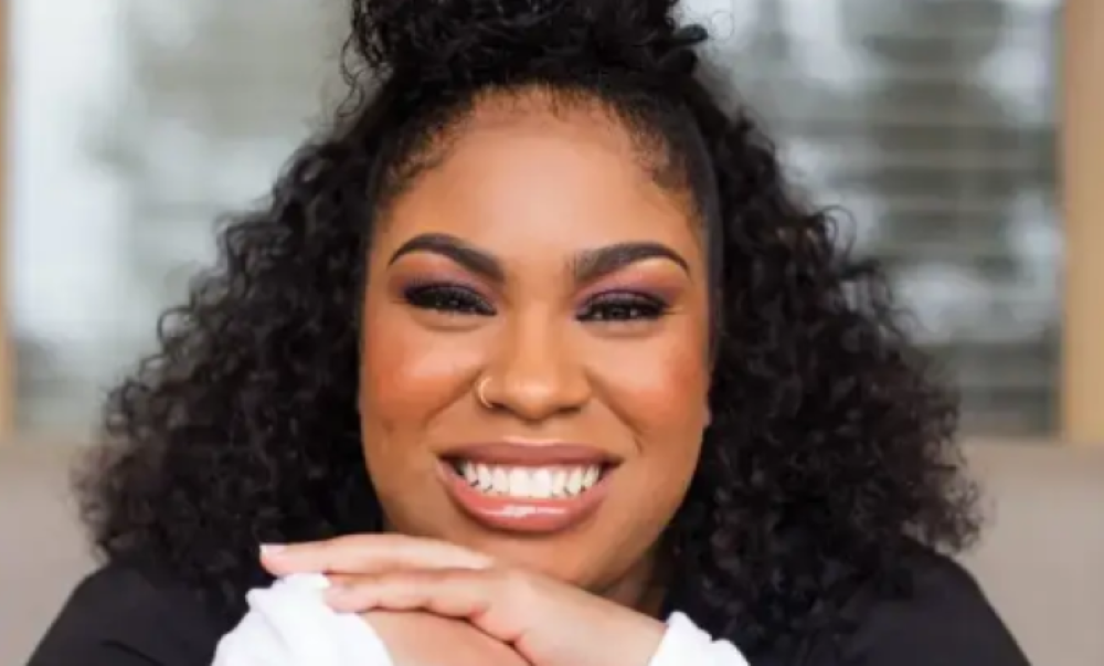 Angie Thomas